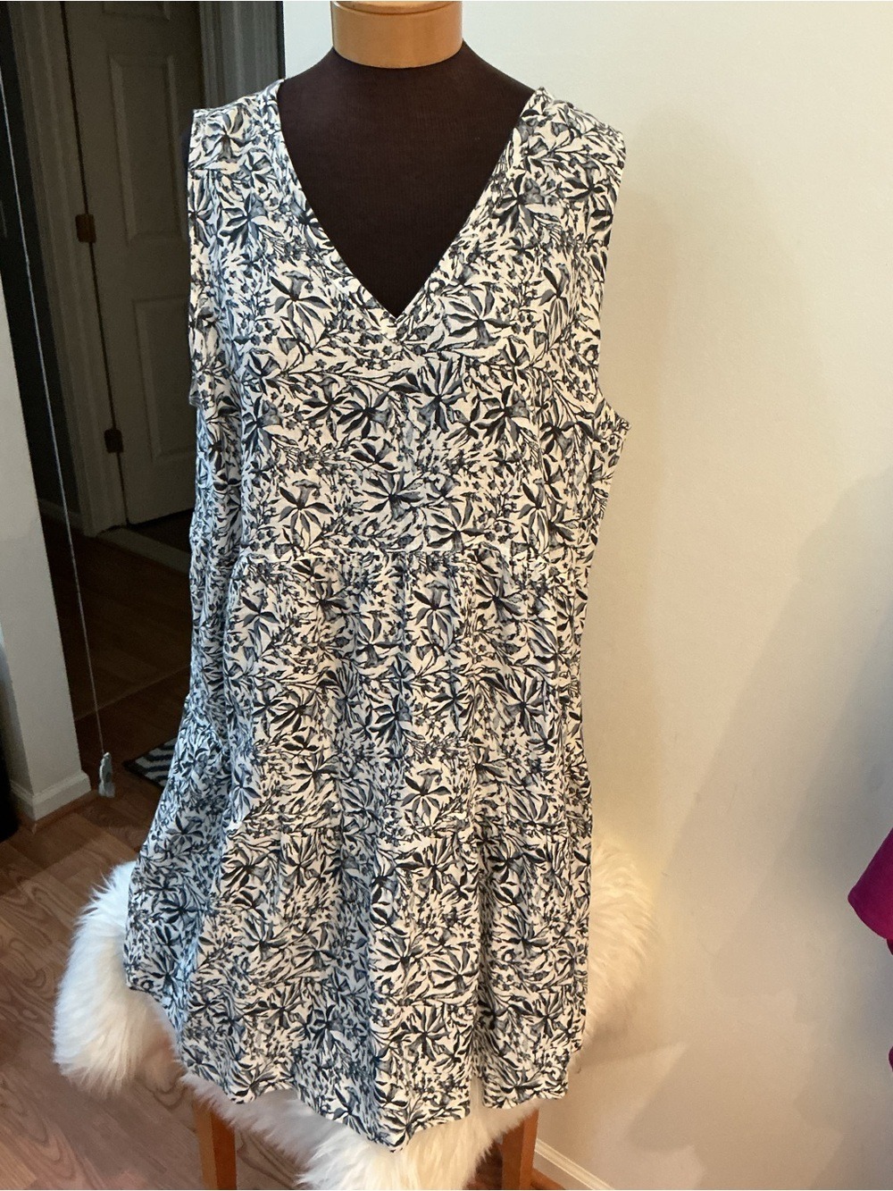 Lucky Brand Size 1X Linen Floral Tiered Sleeveless Dress Blue White Gray Black - Picture 2 of 10